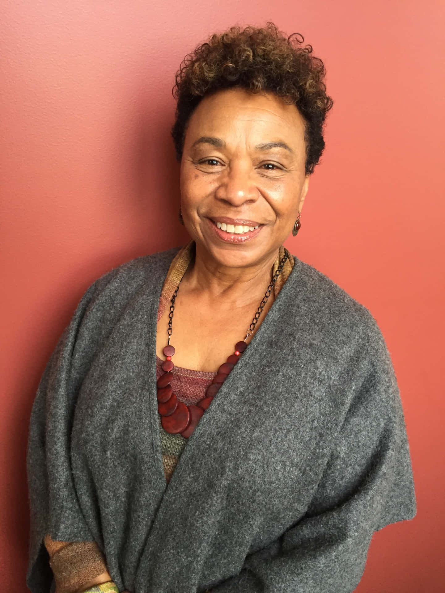 Barbara Lee Pink Phone Background