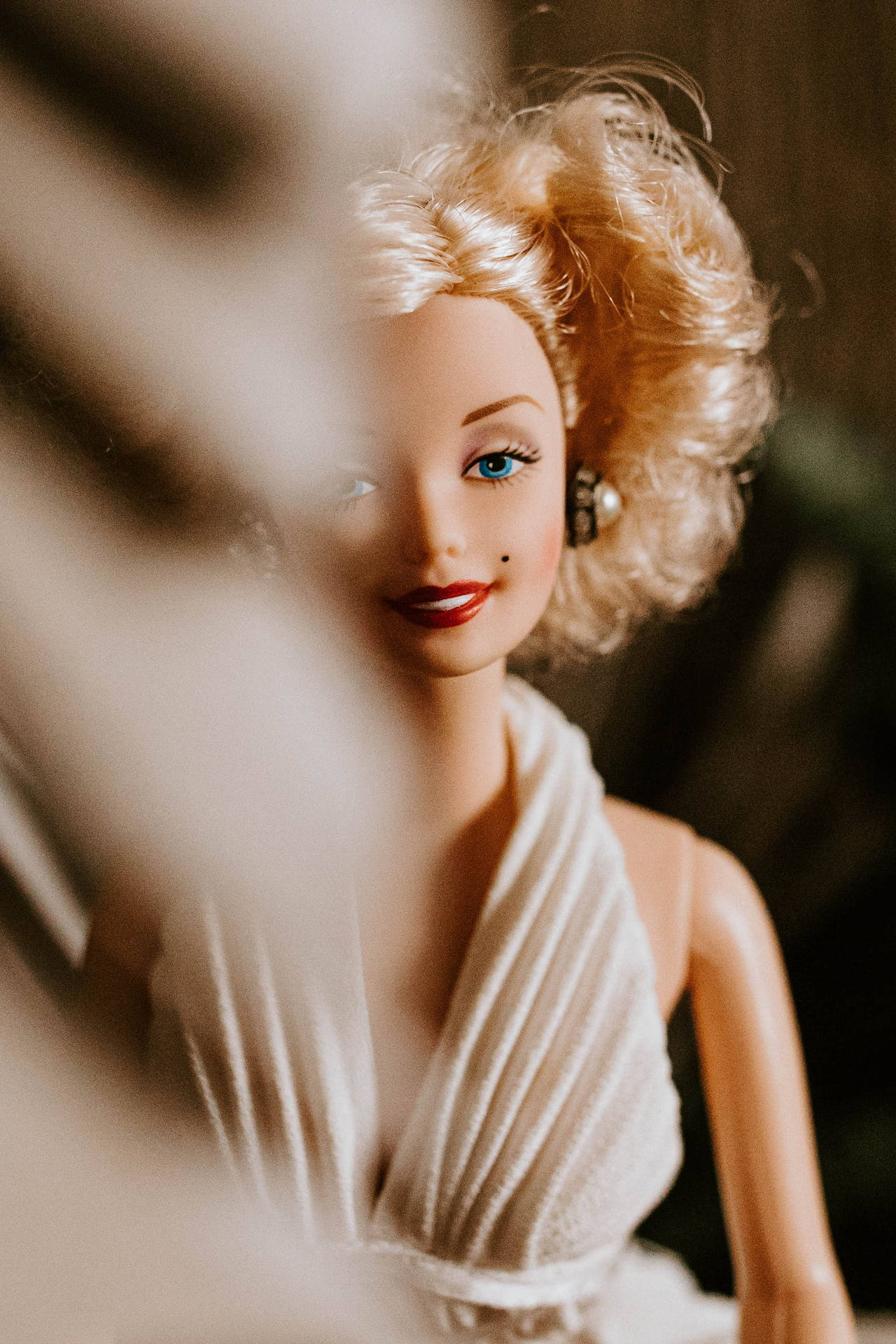 Barbie Doll Fake Smile Background