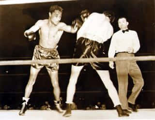 Barney Ross – The True Definition Of A Hero Background