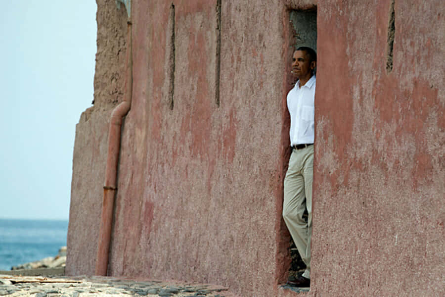 Barrack Obama In Goree Background