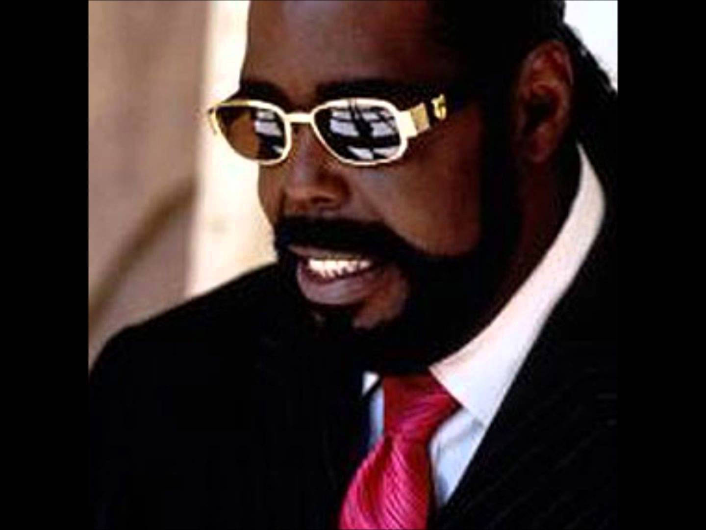 Barry White With Sunglasses Background