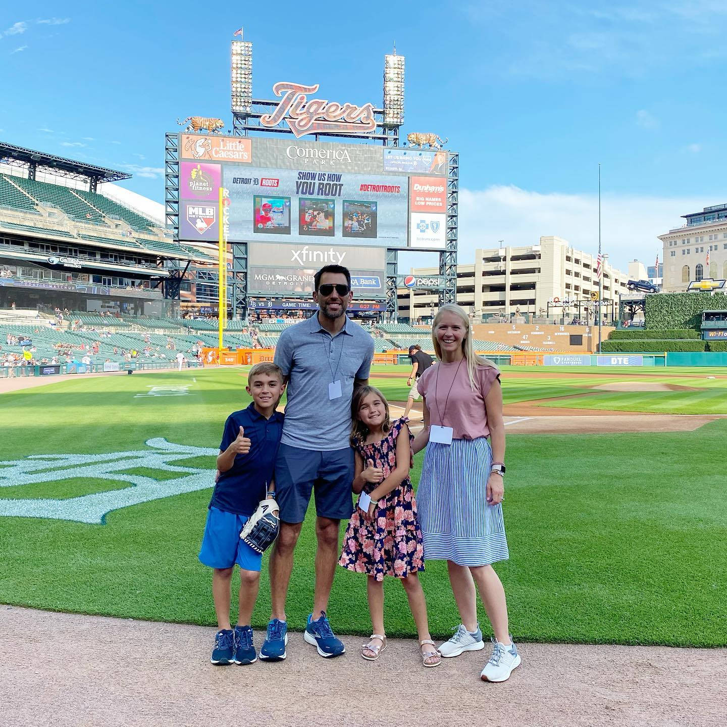 Baseball Aric Almirola Family