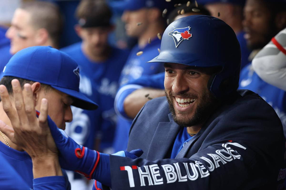 Baseballer George Springer Happy And Giving High-five Background