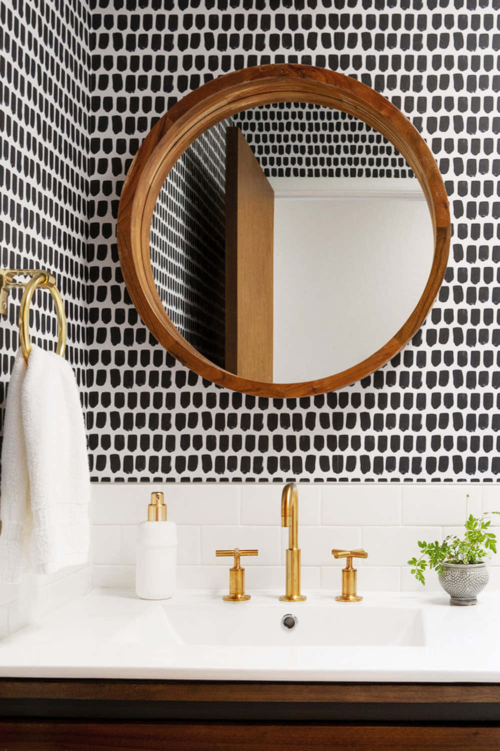 Bathroom Circular Wooden Mirror