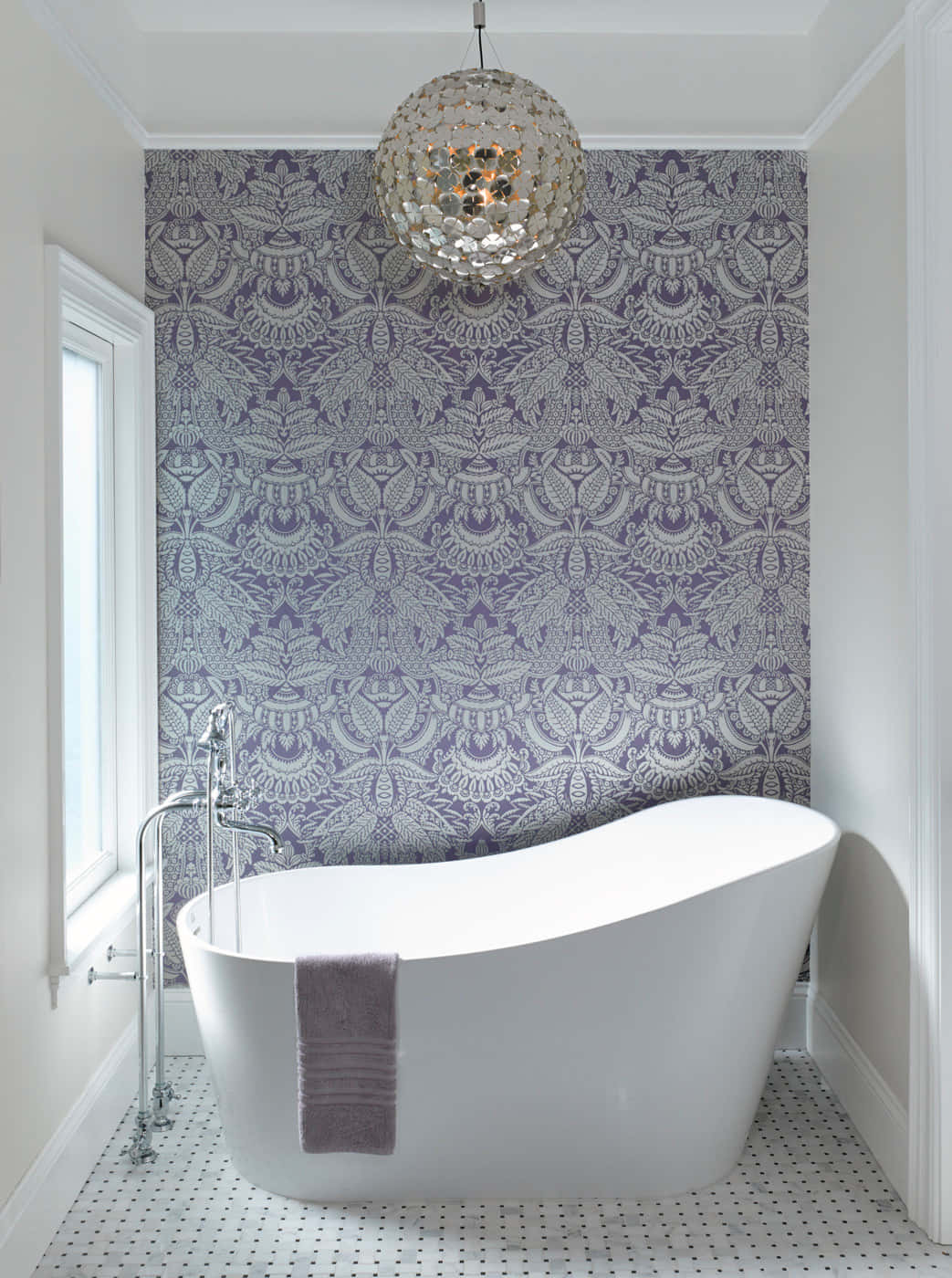 Bathroom With Copious Natural Lighting Background