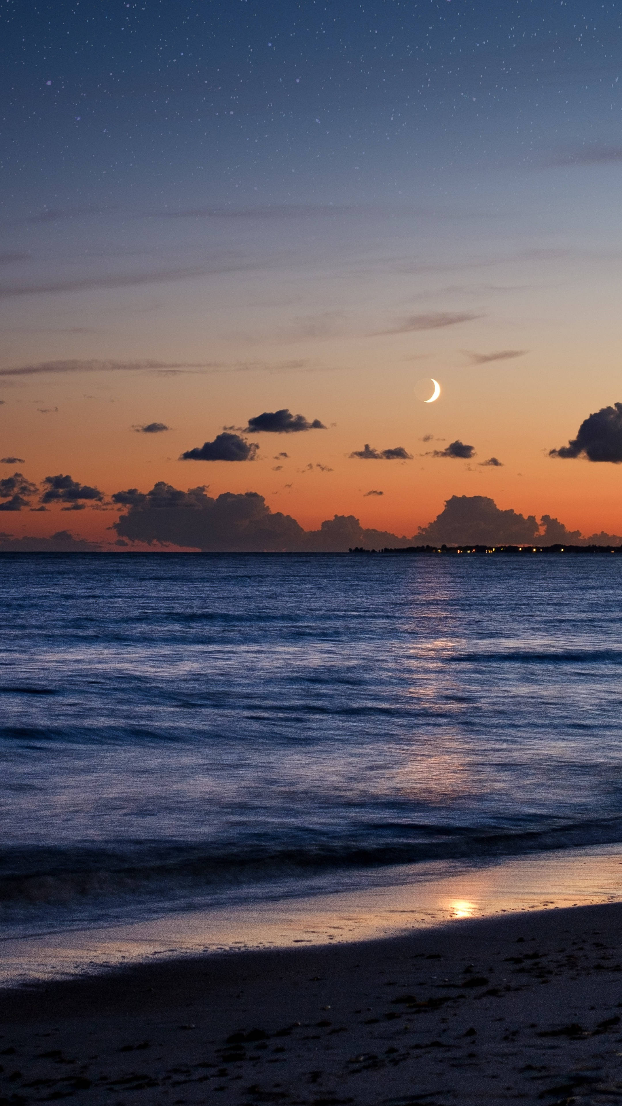 Beach Android With Moon Background