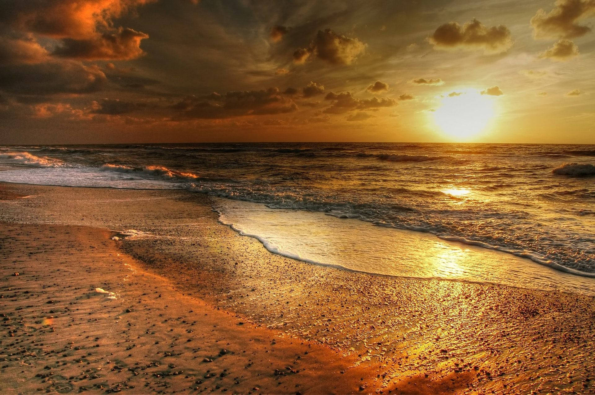 Beautiful Beach Under The Dark Sky Background