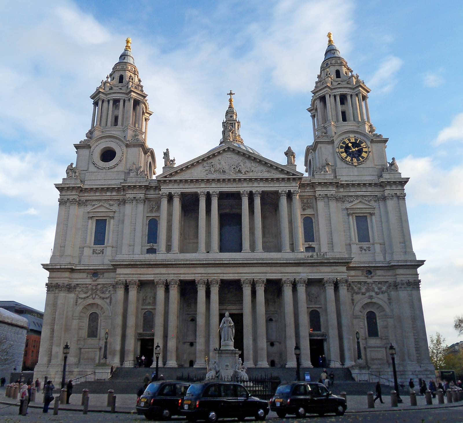 Beautiful English Baroque Architecture St. Paul's Cathedral