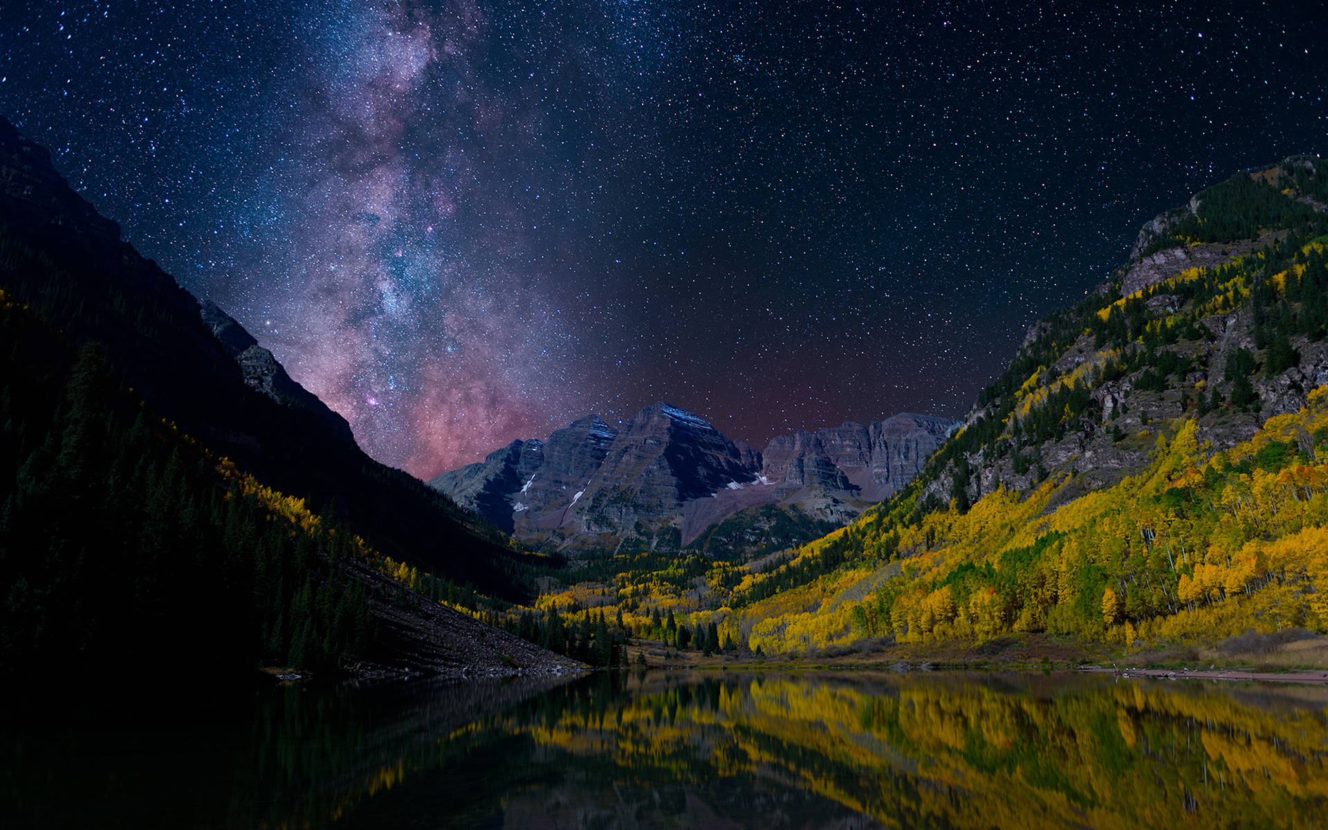 Beautiful Landscape Mountain Reflection Background