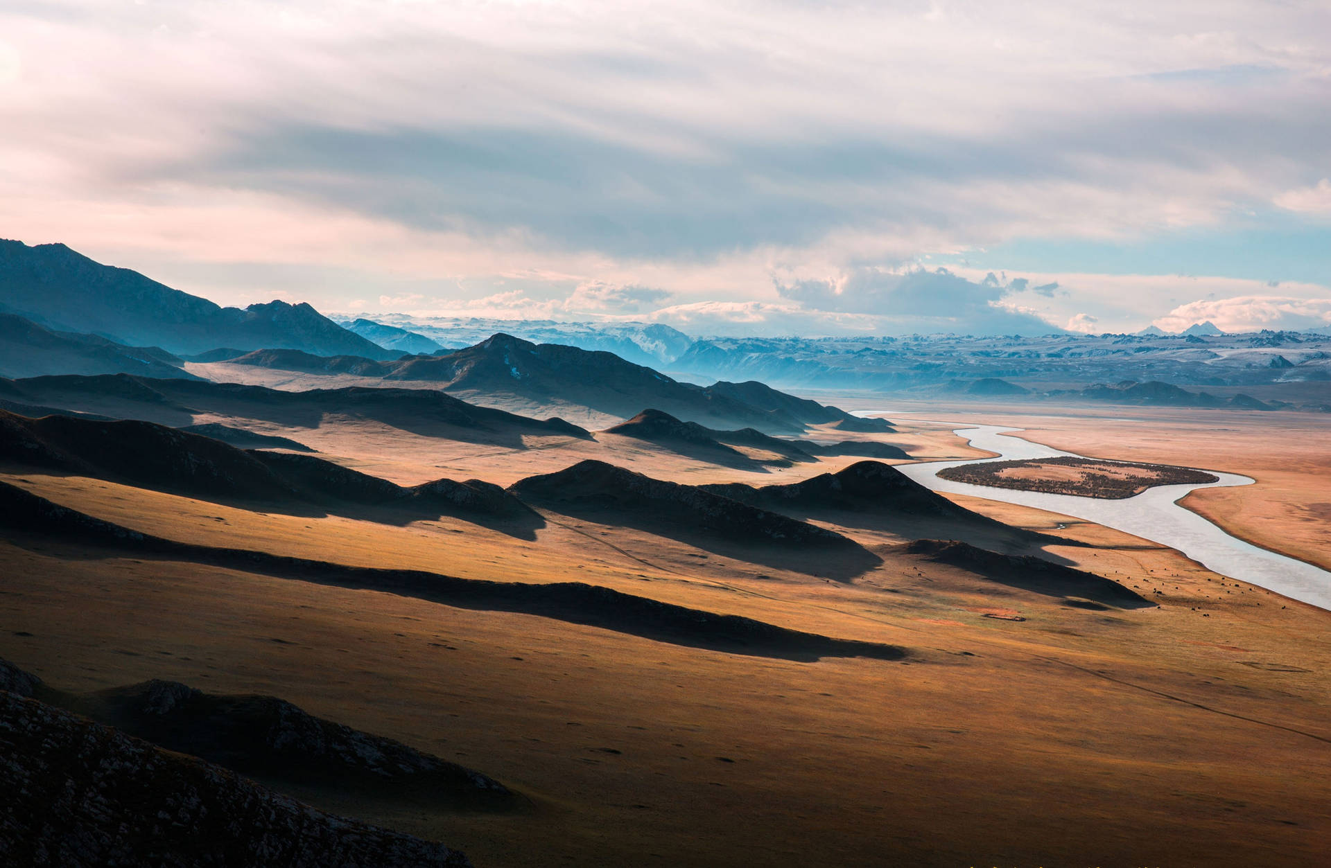 Beautiful Landscape Sand Mountains Background