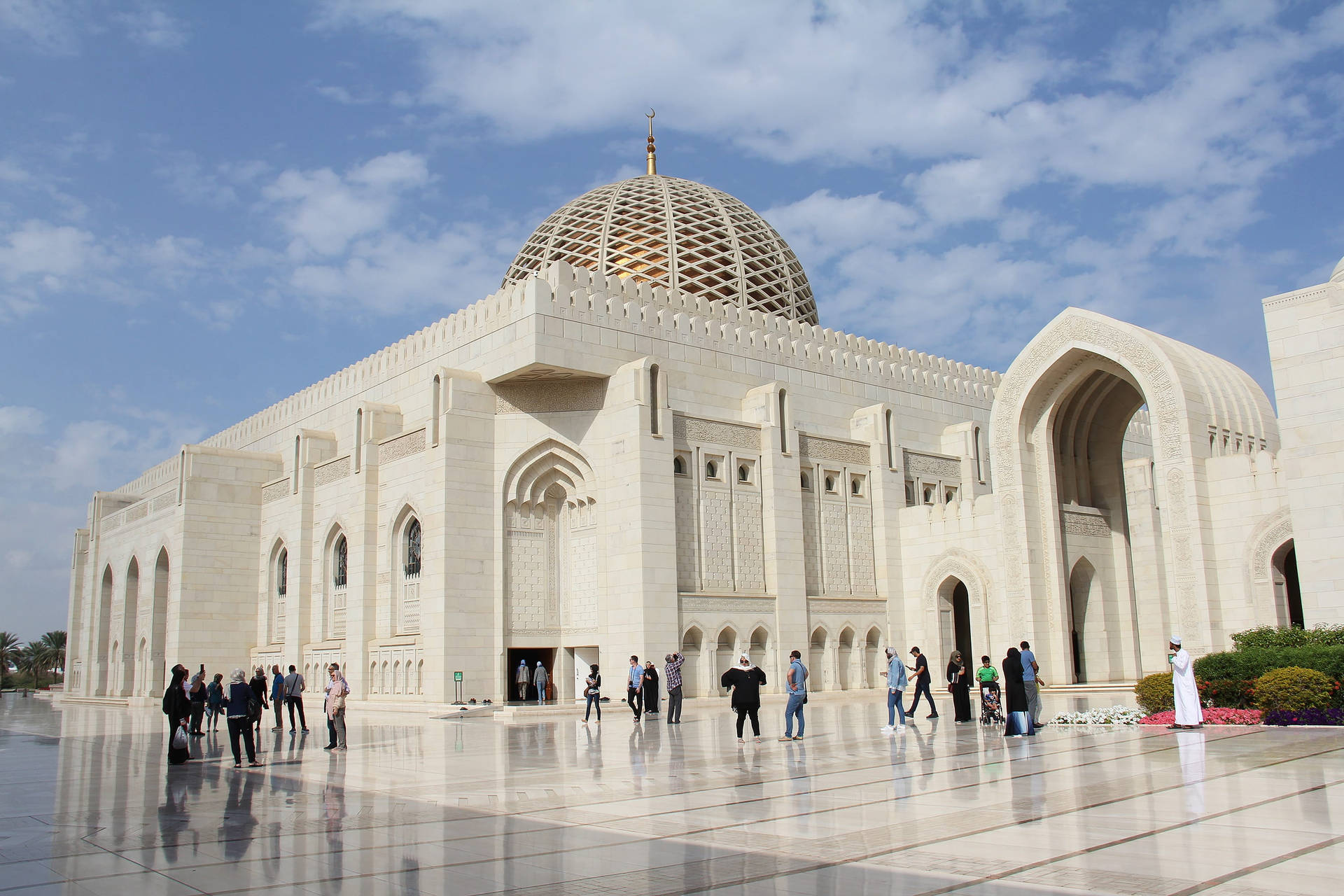 Beautiful Mosque Sultan Qaboos Dome Background