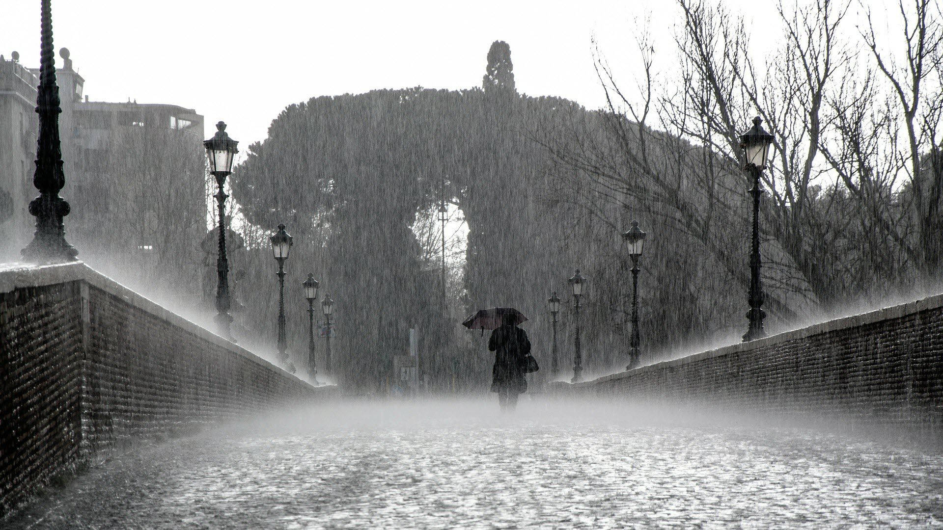 Beautiful Rain On The Bridge Background