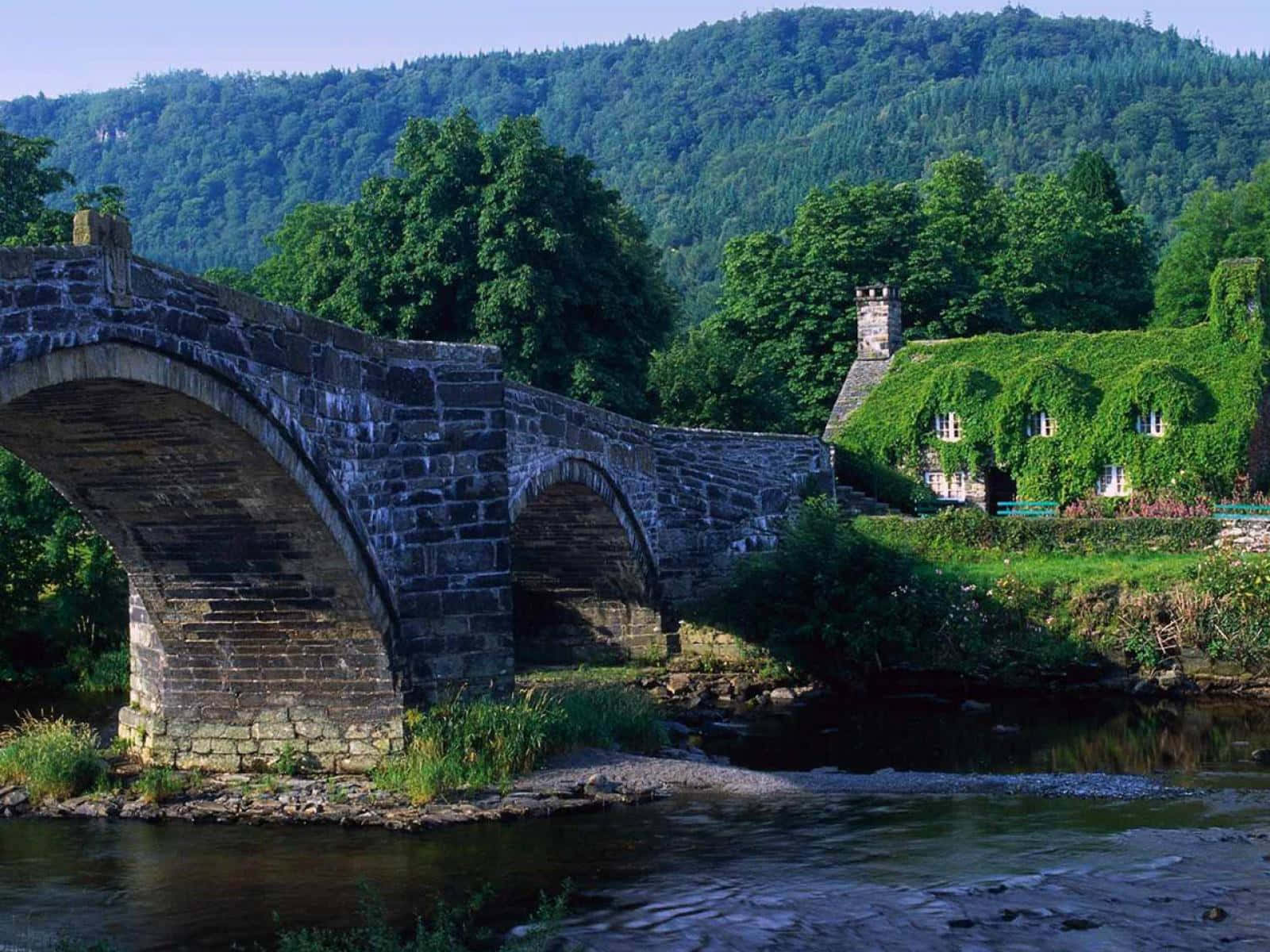Beautiful Scenery Desktop Old Weir Bridge Background