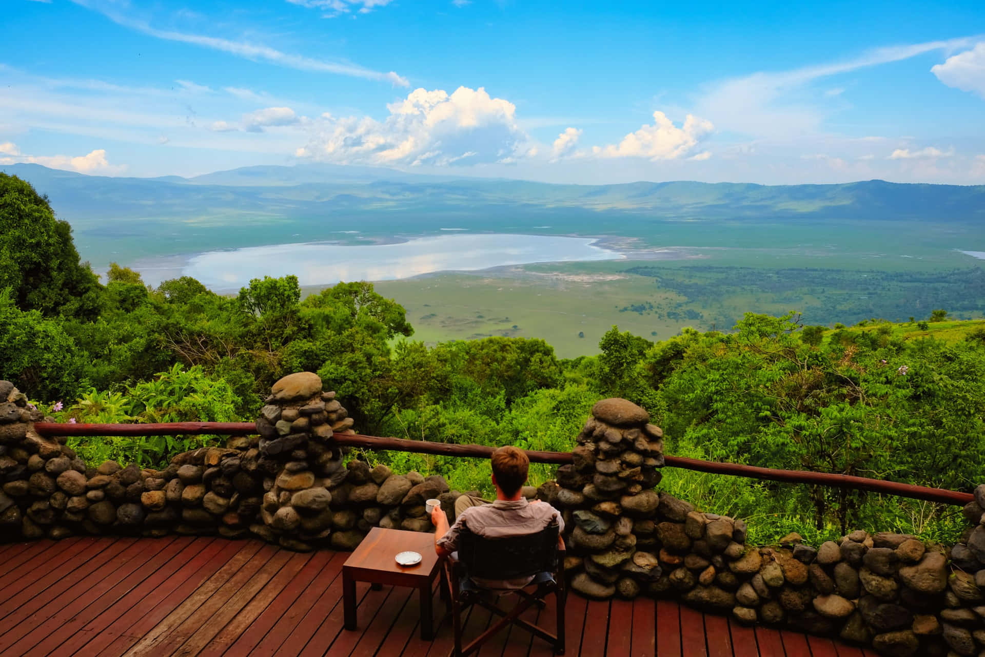 Beautiful Scenery Of The Ngorongoro Crater Tanzania Background