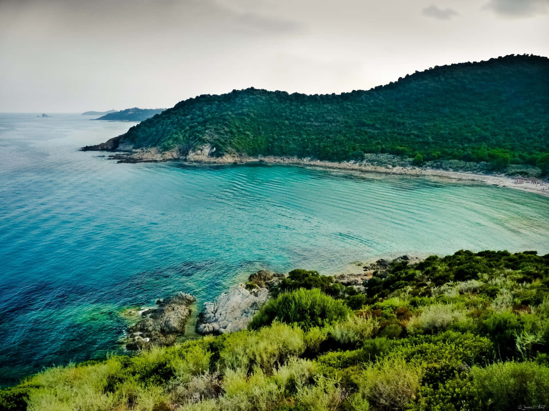 Beautiful Sea Emerald Green Island Background
