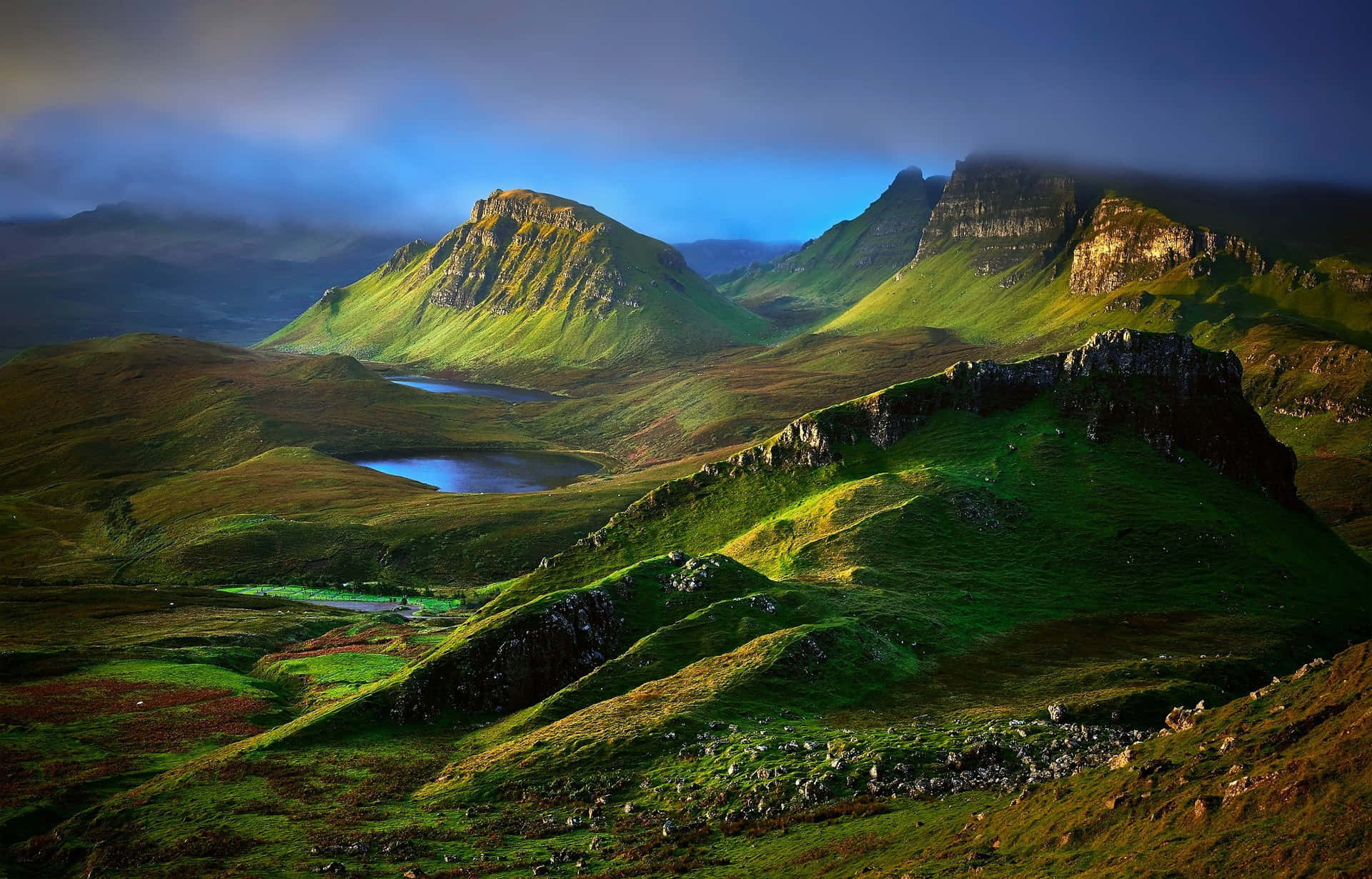 Beautiful Shot Of The Scottish Countryside Background