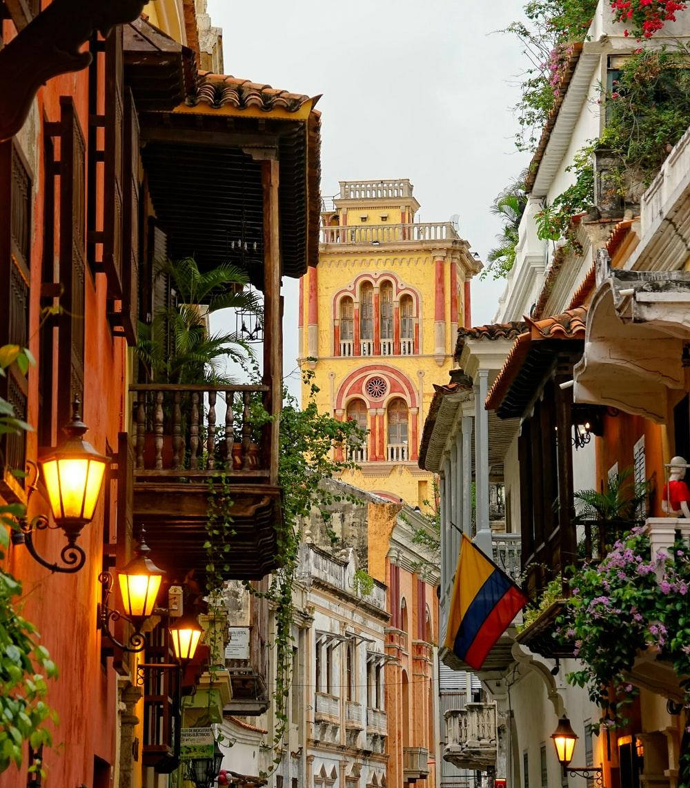 Beautiful Street In Cartagena Colombia Background