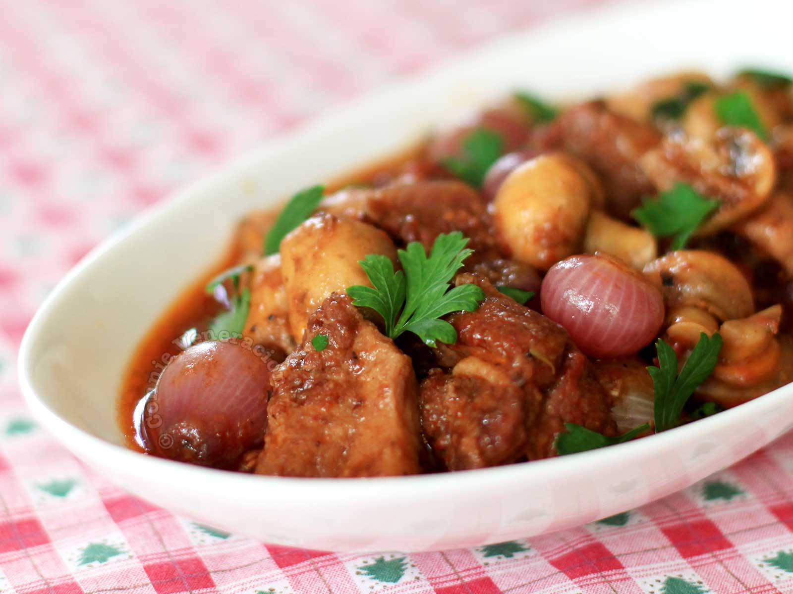 Beef Bourguignon Pearl Onions Background