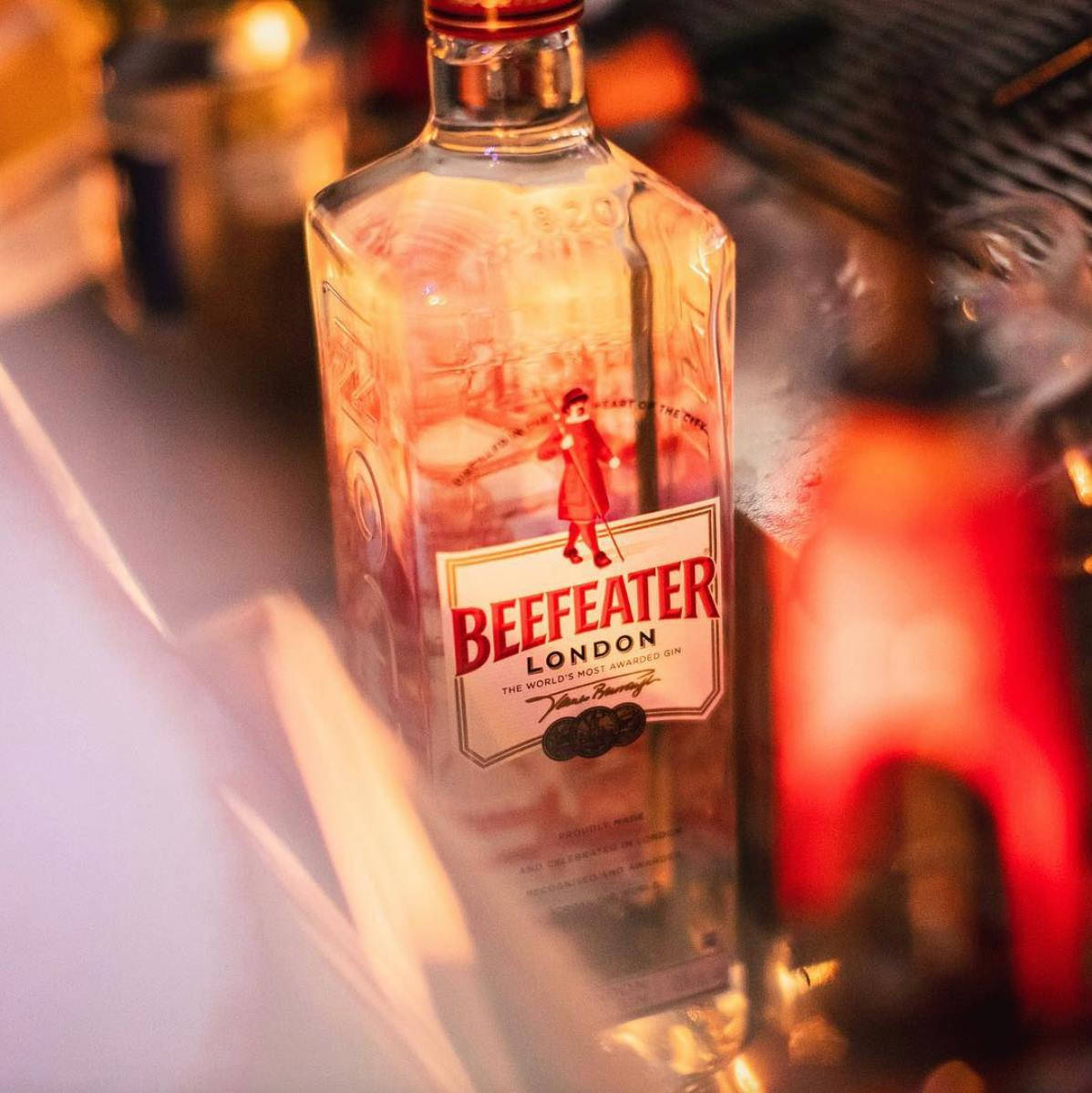 Beefeater Gin - The World's Most Awarded Gin Background