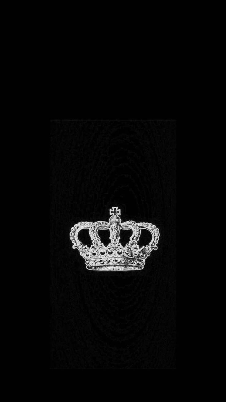 Bejeweled King And Queen Crown Background