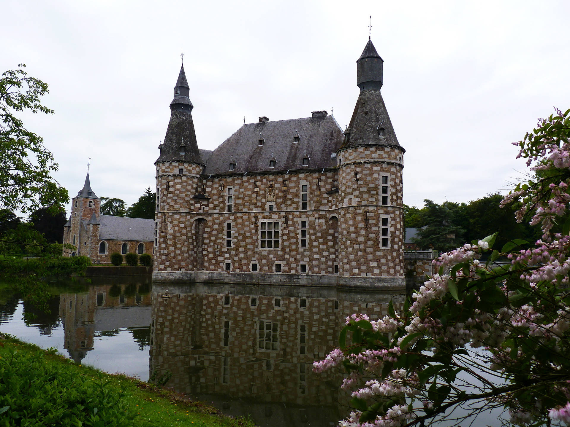 Belgium Jehay-bodegnée Castle Background