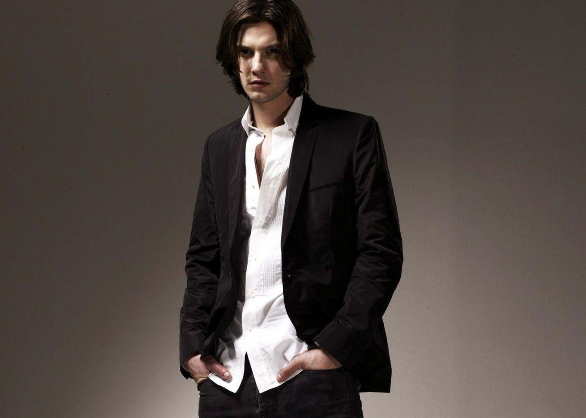 Ben Barnes - The Consummate Performer Background