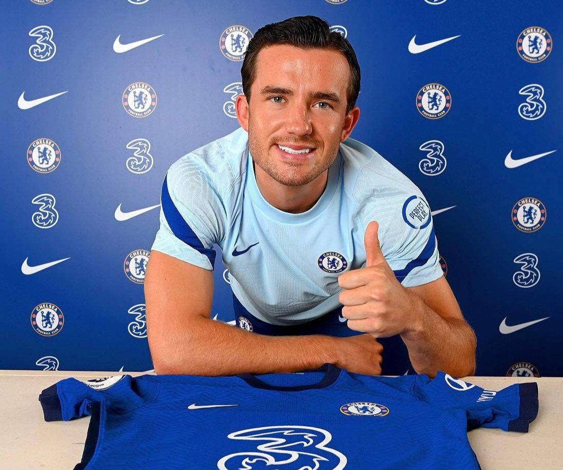 Ben Chilwell Posing With Jersey Background