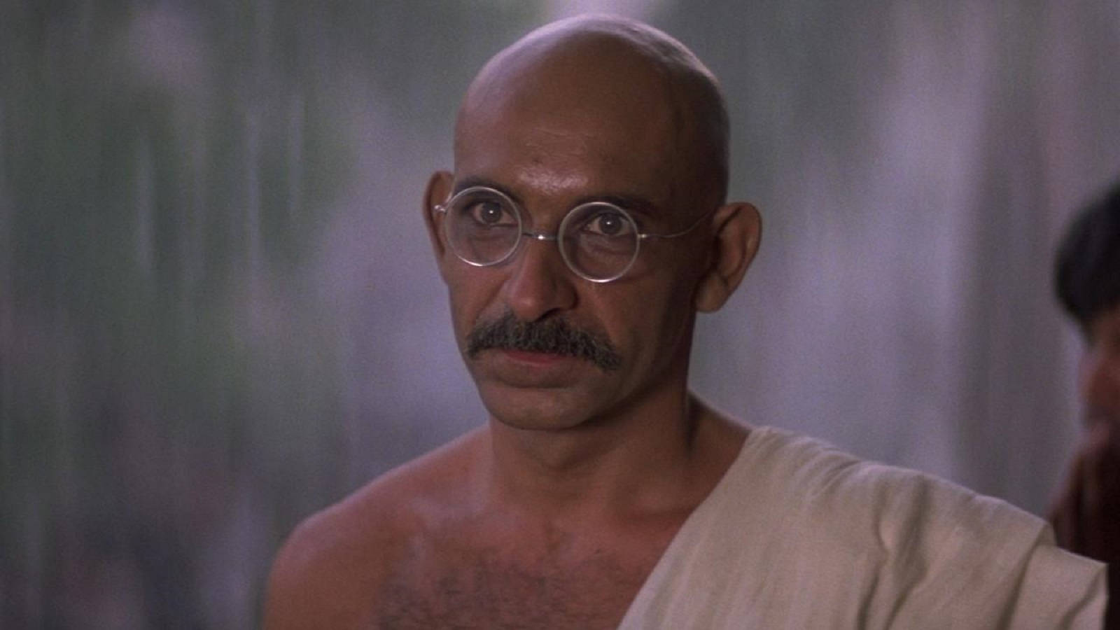 Ben Kingsley In The 1982 Film Gandhi Background