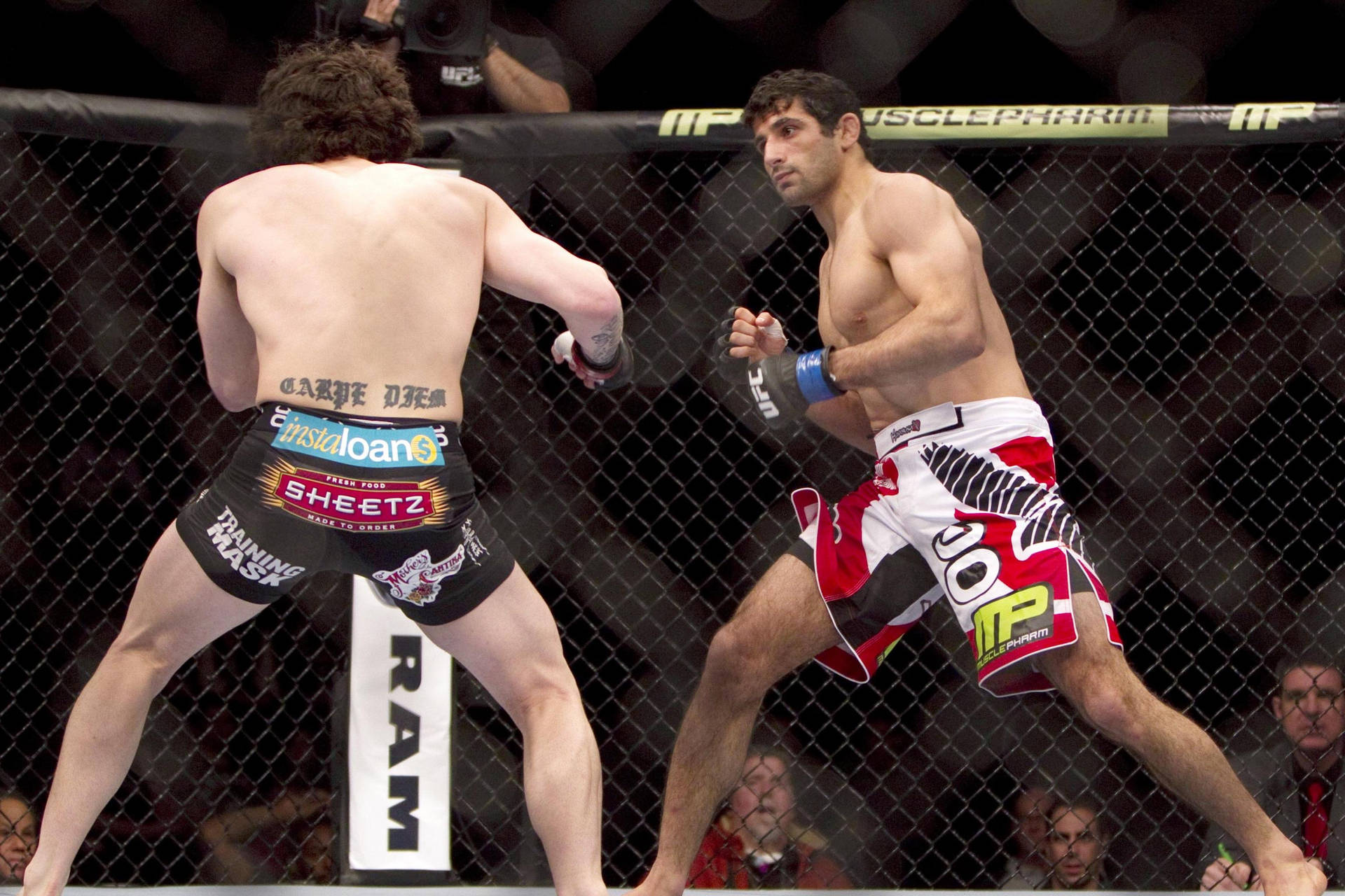 Beneil Dariush In Action Background