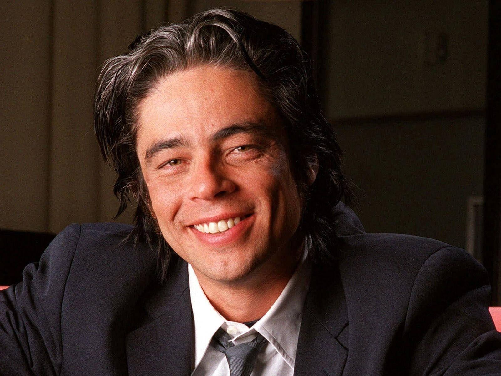 Benicio Del Toro 2001 Associated Press Interview Background