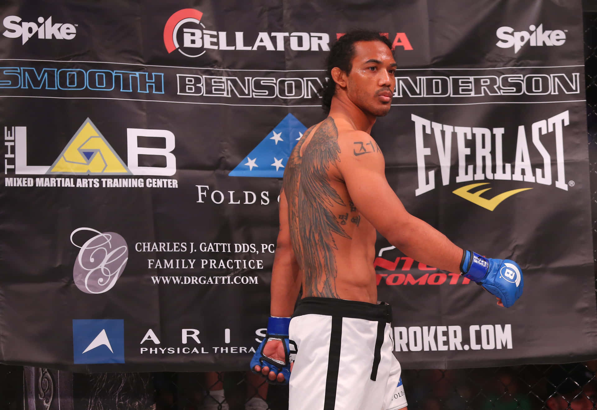 Benson Henderson Against Saad Awad Background