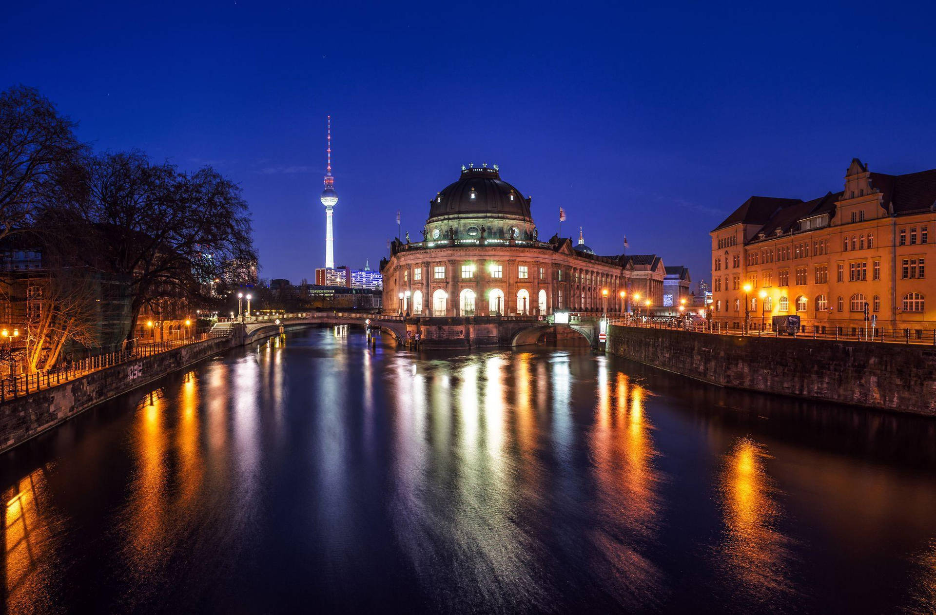 Berlin Bode Museum Nights View Background