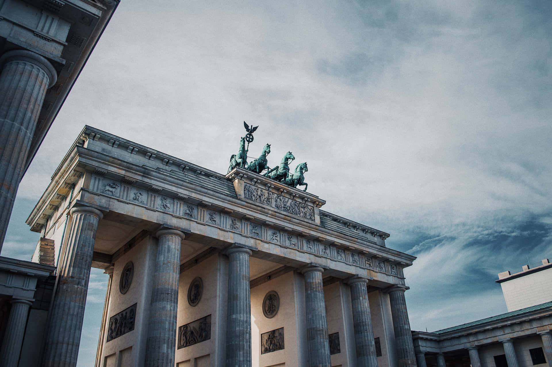 Berlin Brandenburg Gate Daylight Background