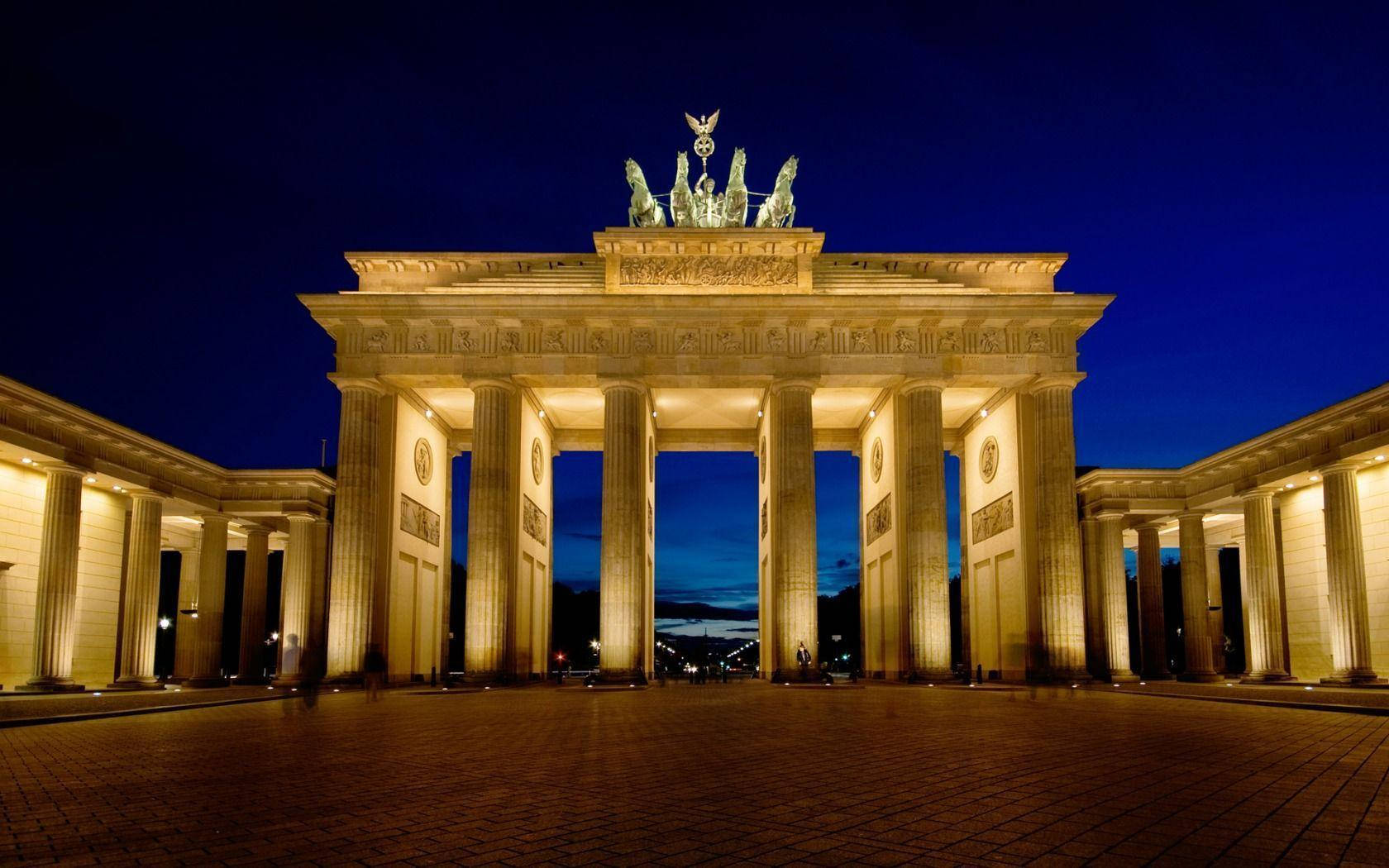 Berlin Brandenburg Gate Background