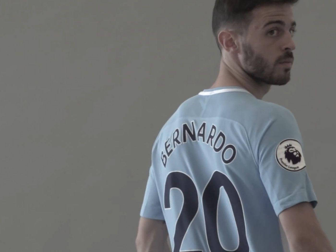 Bernardo Silva With His Back To The Camera Background