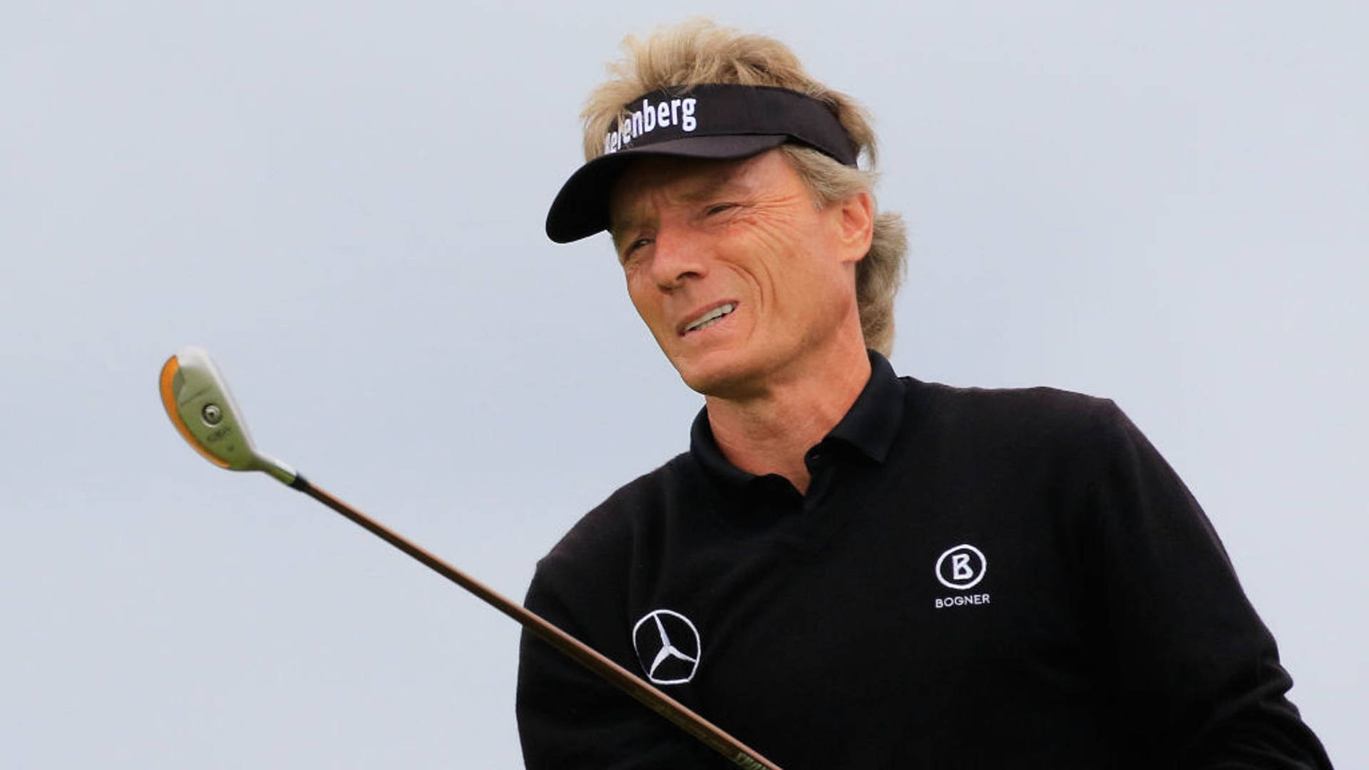 Bernhard Langer Against Gray Backdrop Background