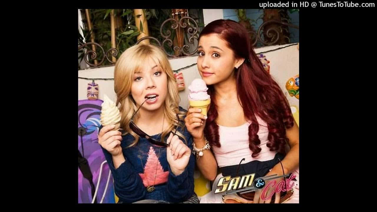 Best Friends Sam And Cat In Catstume Background