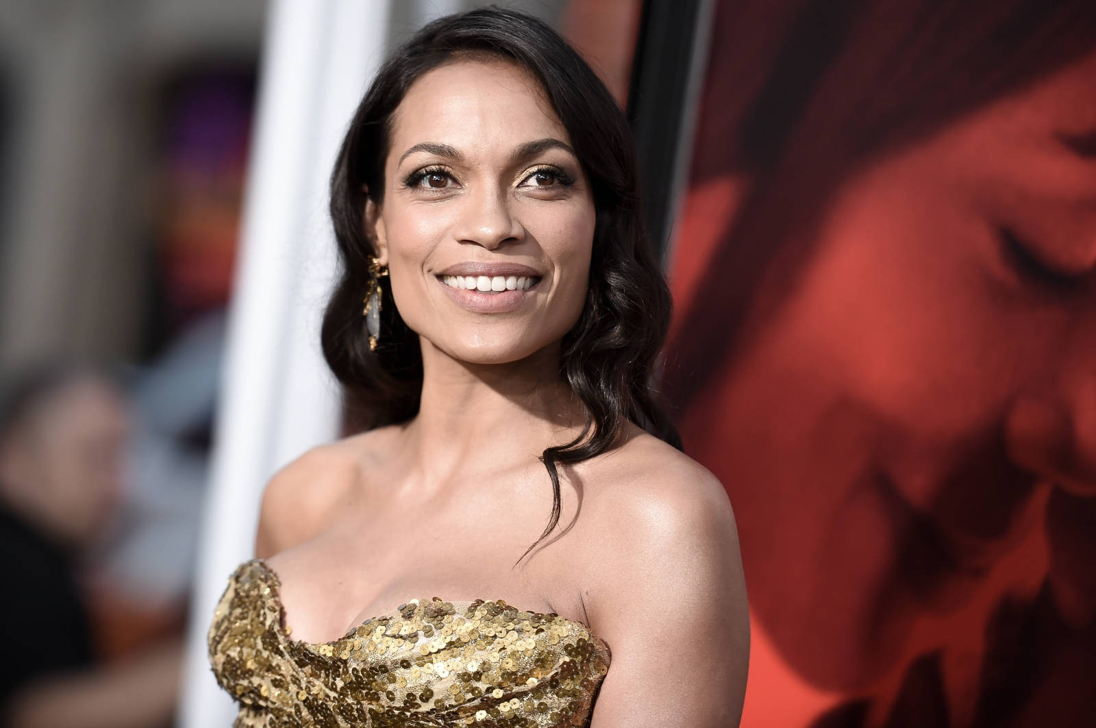 Best Movie Star Rosario Dawson Background