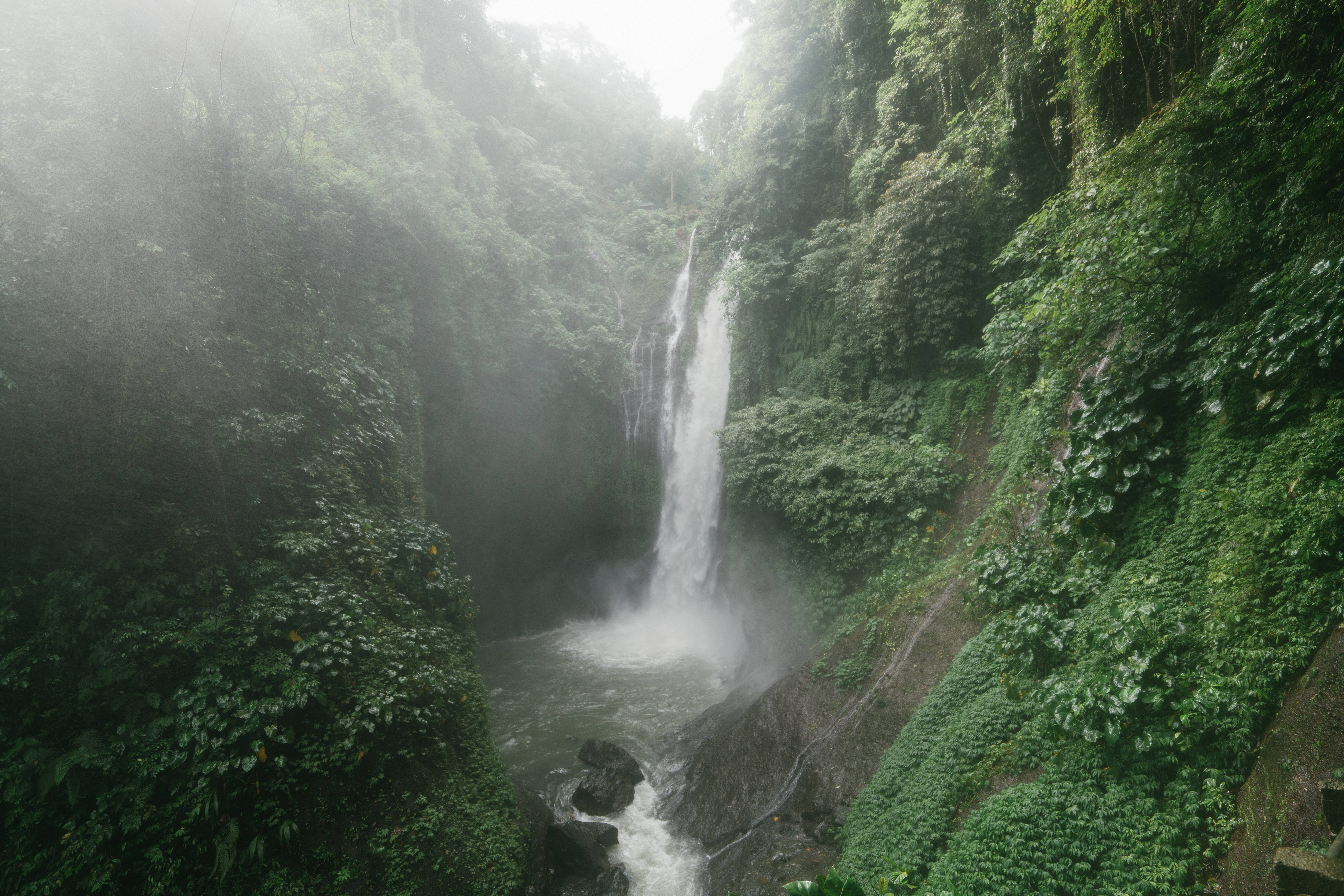 Best Quality Amazing Waterfall