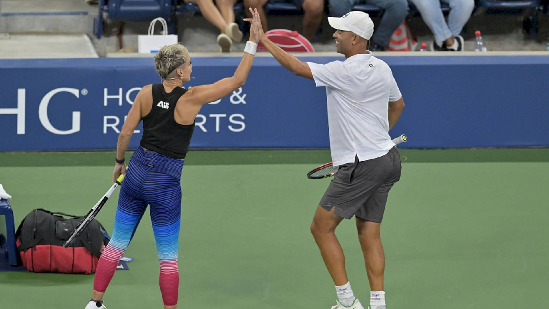 Bethanie Mattek-sands And Andy Roddick Background