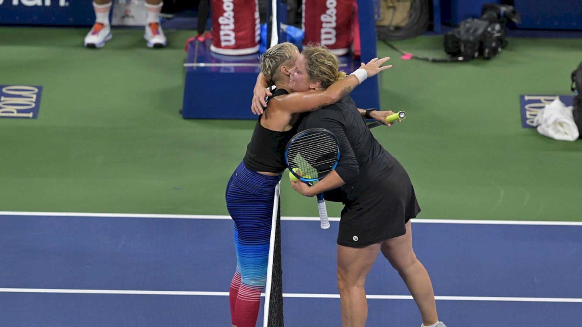 Bethanie Mattek-sands Hugging Kim Clijsters Background