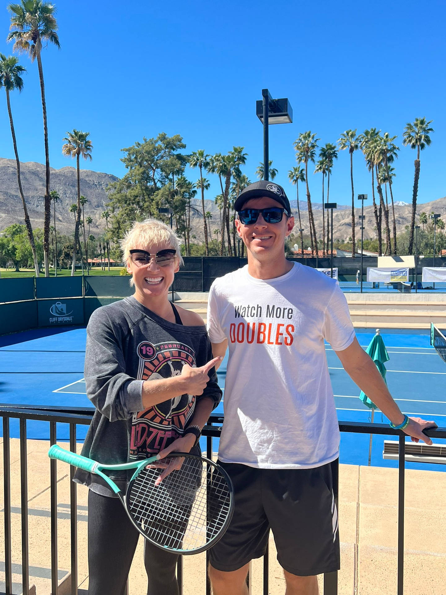 Bethanie Mattek-sands With Fan