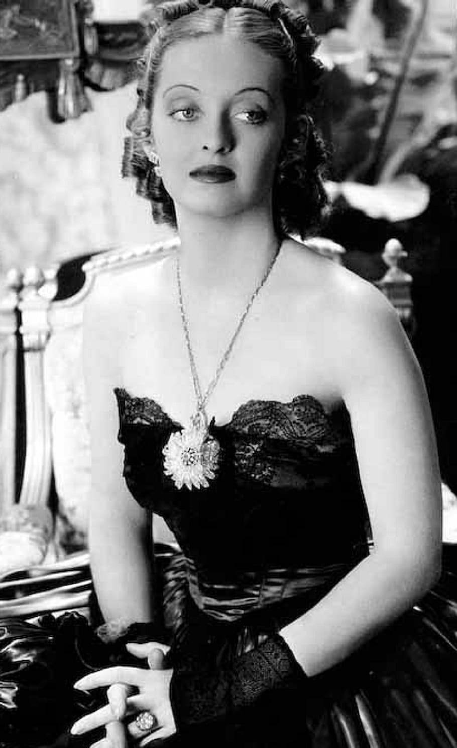 Bette Davis In A Gown Background