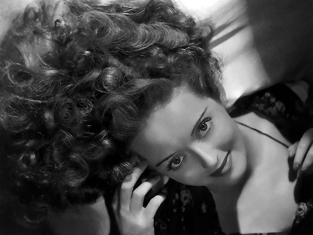 Bette Davis Long Curly Hair