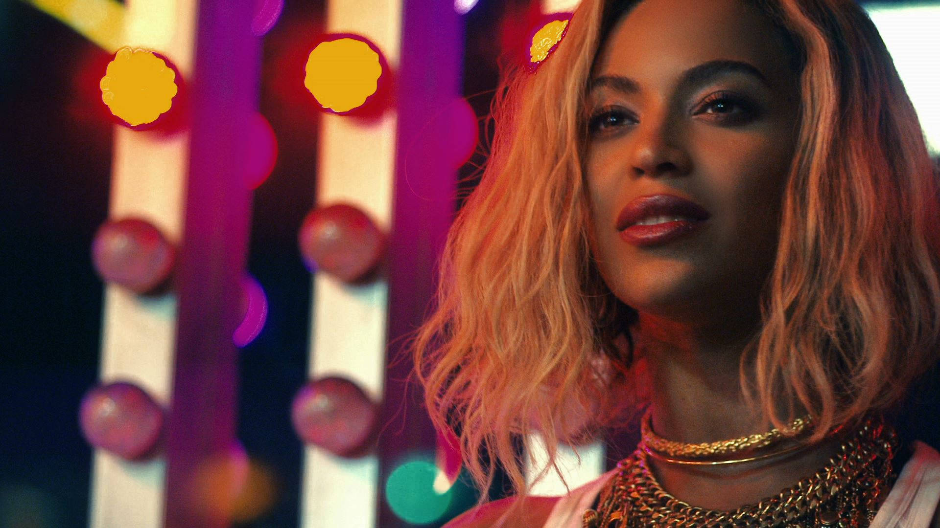 Beyonce - Xo Music Video Background