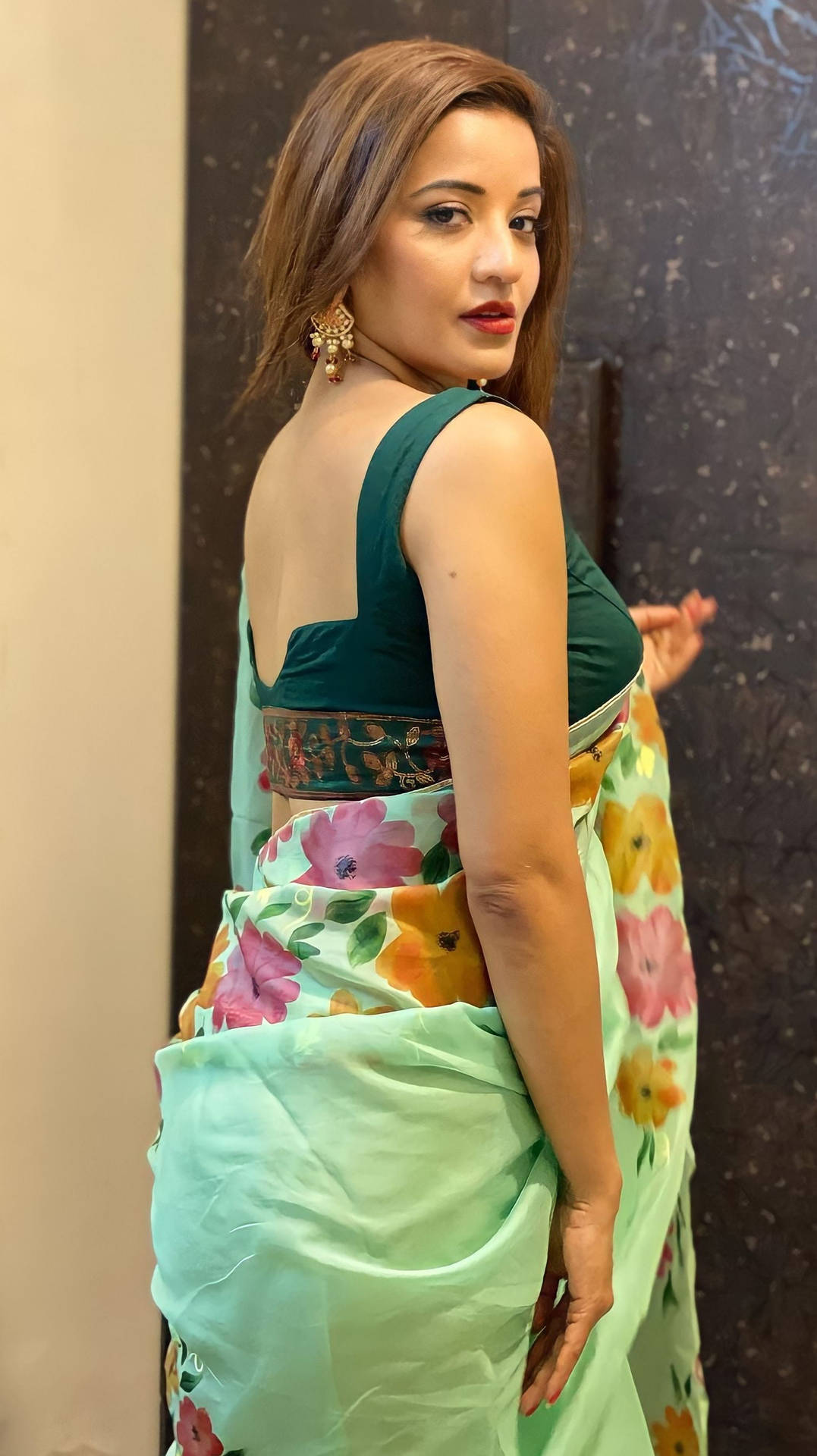 Bhojpuri Actress Glowing In A Radiant Floral Saree