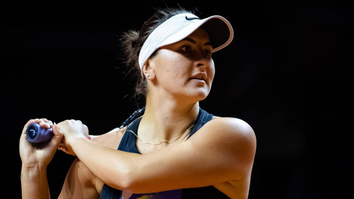 Bianca Andreescu Swinging Her Racket Background