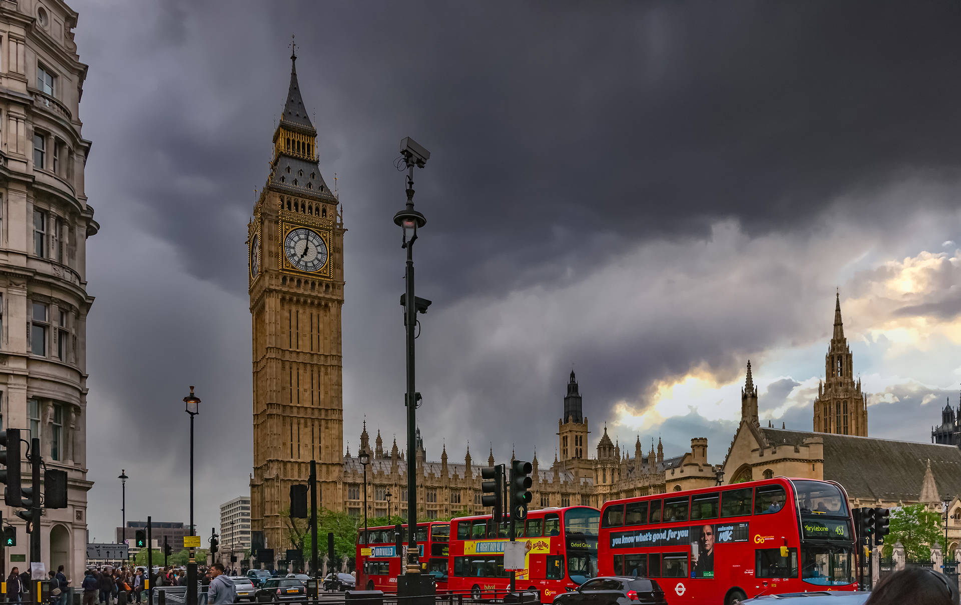 Big Ben And Storm Clouds Background