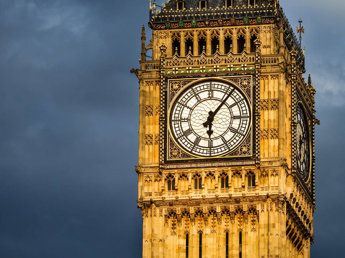 Big Ben Bright Sunset Background