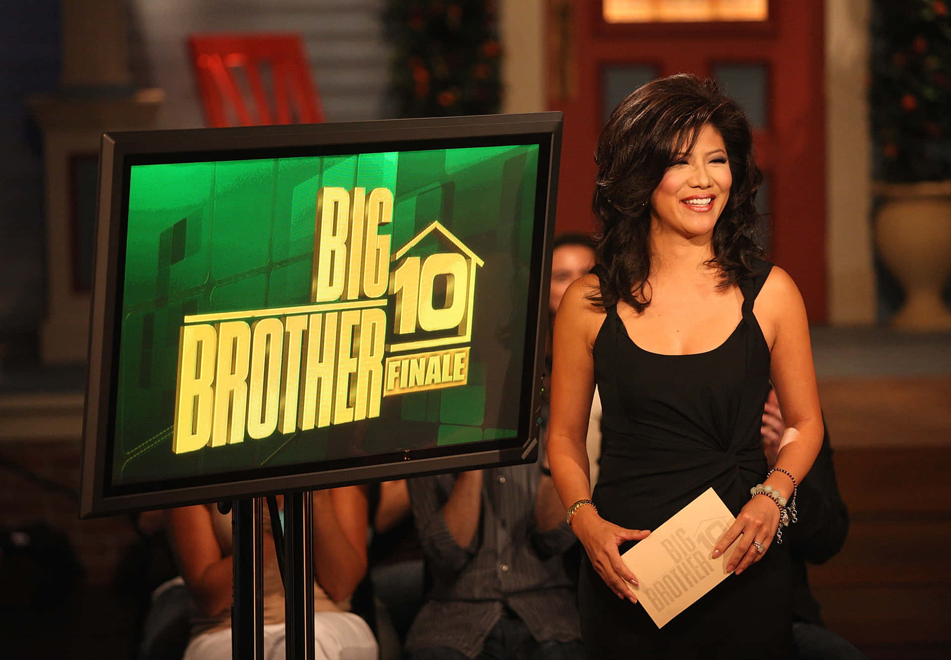 Big Brother10 Finale Host Julie Chen